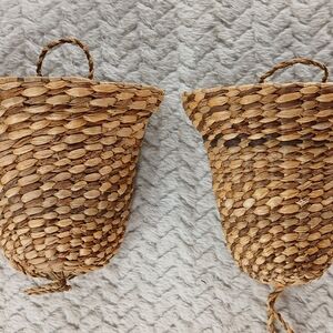 VTG Set of 2 5.5"x5" Natural Water Hyacinth Seagrass Woven Wall Hanging Baskets